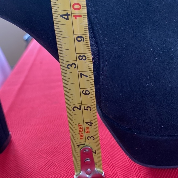 Black Platform GUESS DEJAH3 Booties - Picture 11 of 16